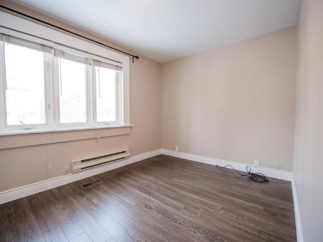 For Lease 258 Kenilworth Avenue Unit# 2, Toronto, Ontario