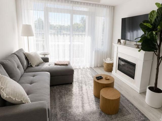 For Lease 259 The Kingsway N/A Unit# 226, Toronto, Ontario
