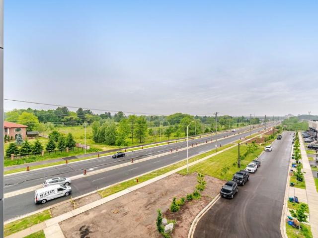 For Lease 2501 Saw Whet Boulevard Unit# 437, Oakville, Ontario