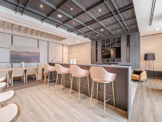 For Lease 2501 Saw Whet Boulevard Unit# 614, Oakville, Ontario