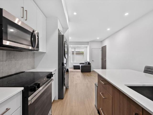 For Lease 250 Ferland Street Unit# 5, Vanier and Kingsview Park, Ontario
