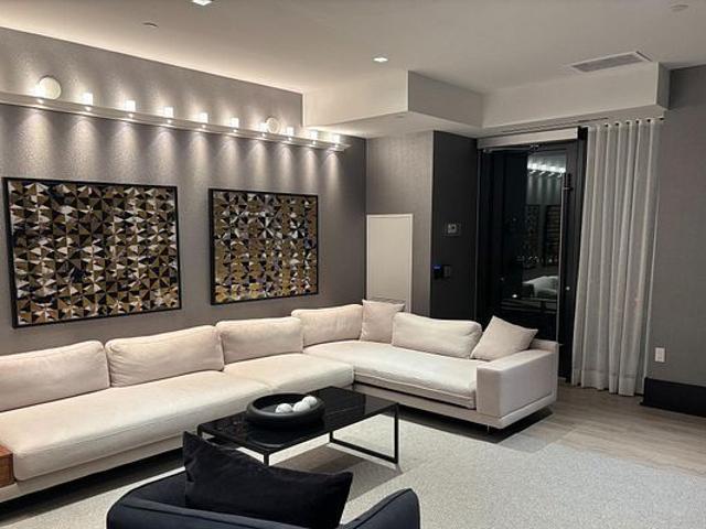 For Lease 250 Lawrence Avenue Unit# 516, Toronto, Ontario