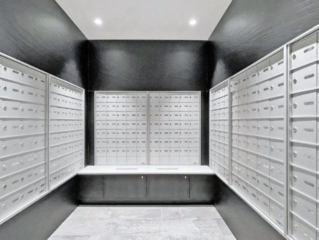 For Lease 251 Manitoba Street Unit# 1709, Toronto, Ontario
