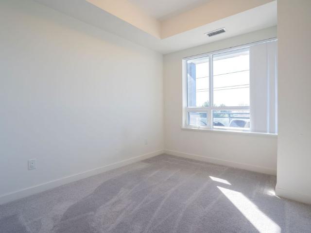 For Lease 251 Northfield Drive Unit# 322, Waterloo, Ontario
