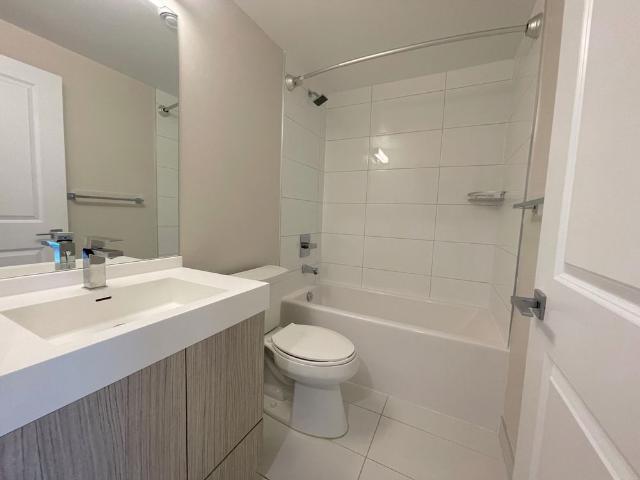 For Lease 251 Jarvis Street Unit# PH14, Toronto, Ontario