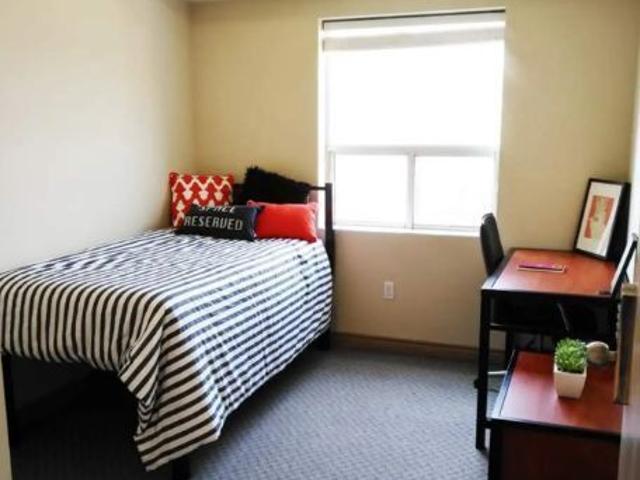 For Lease 251 Lester Street Unit# 402, Waterloo, Ontario