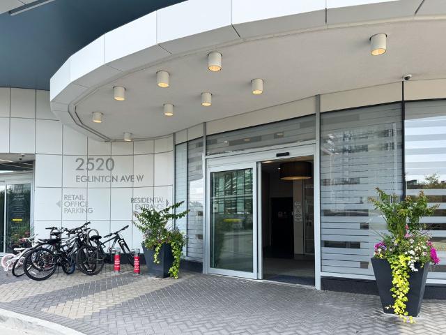 For Lease 2520 Eglinton Avenue Unit# 408, Mississauga, Ontario