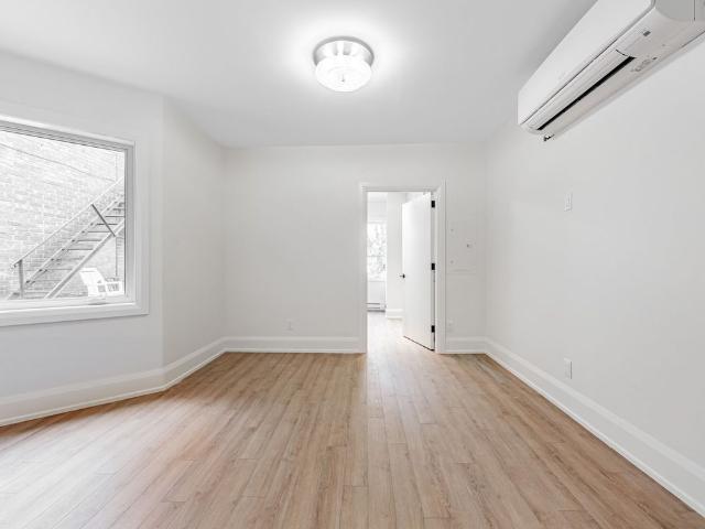 For Lease 2528 Yonge Street Unit# 3, Toronto, Ontario