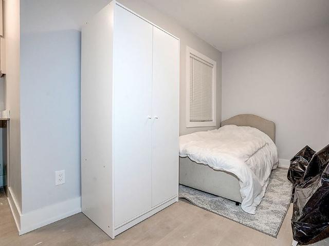 For Lease 252 Annette Street Unit# 3, Toronto, Ontario