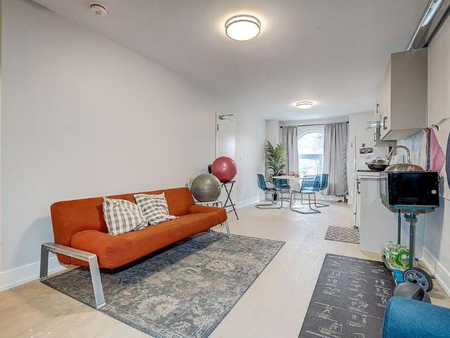 For Lease 252 Annette Street Unit# 1, Toronto, Ontario