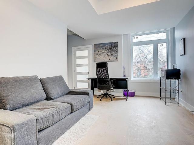 For Lease 252 Annette Street Unit# 2, Toronto, Ontario