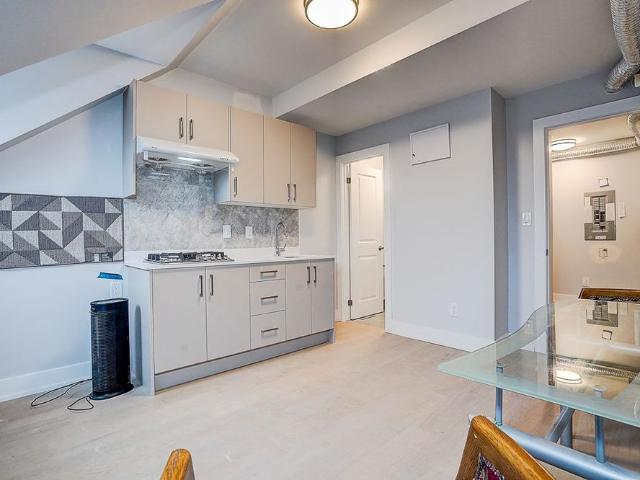For Lease 252 Annette Street Unit# 6, Toronto, Ontario