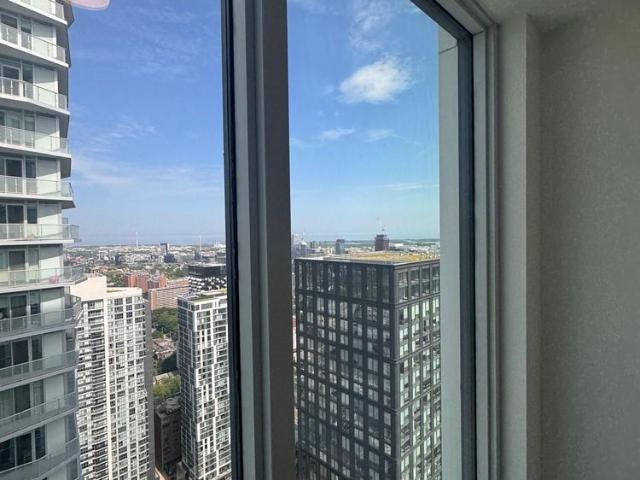 For Lease 252 Church Street Unit# 4910, Toronto, Ontario