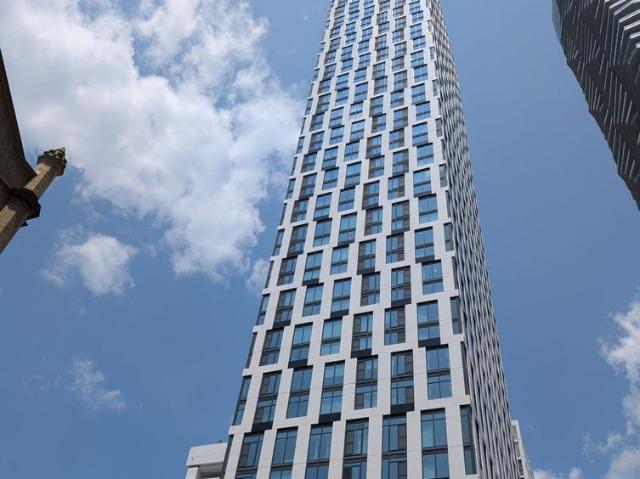 For Lease 252 Church Street Unit# 5206, Toronto, Ontario