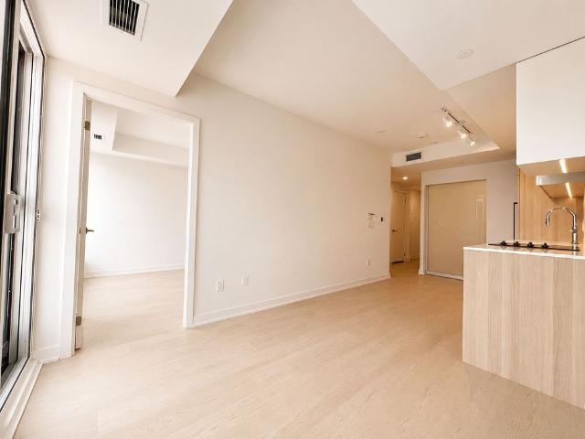 For Lease 252 Church Street Unit# 5305, Toronto, Ontario