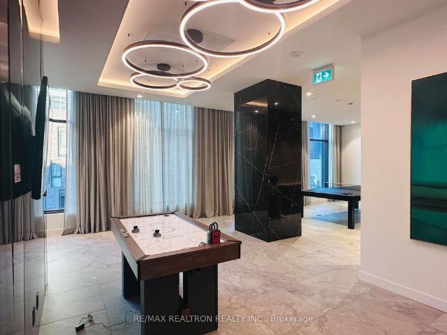 For Lease 252 Church Street Unit# 5306, Toronto, Ontario