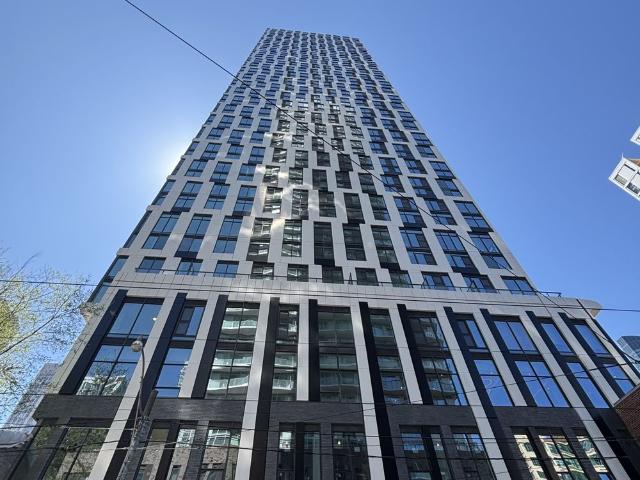 For Lease 252 Church Street Unit# 702, Toronto, Ontario
