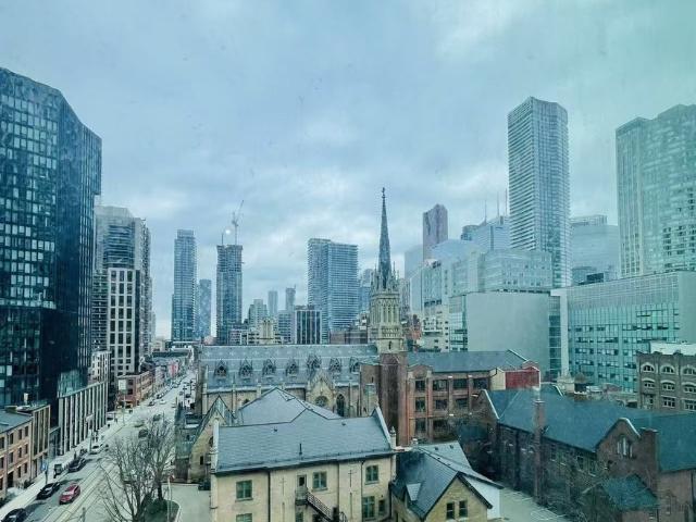 For Lease 252 Church Street Unit# #811, Toronto, Ontario