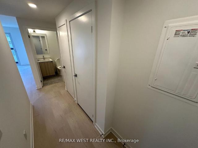 For Lease 252 Church Street Unit# 1105, Toronto, Ontario