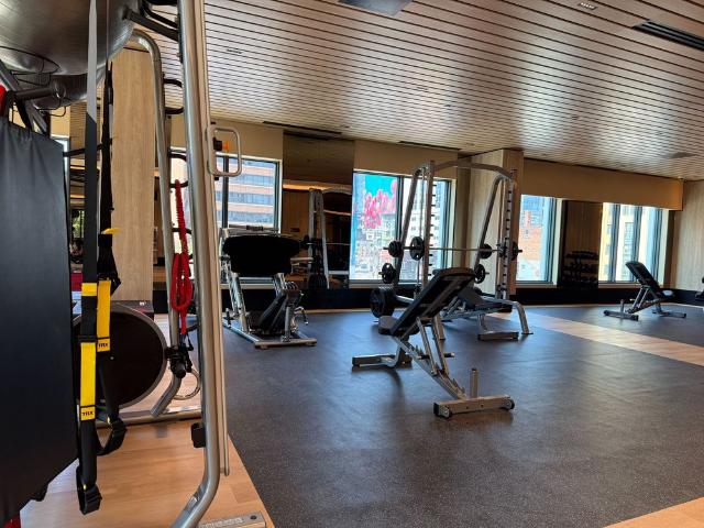 For Lease 252 Church Street Unit# PH17, Toronto, Ontario