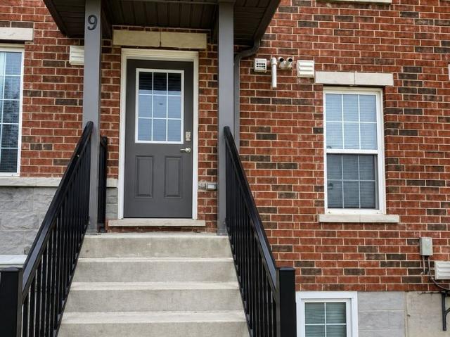 For Lease 252 Penetanguishene Road Unit# 9, Barrie, Ontario