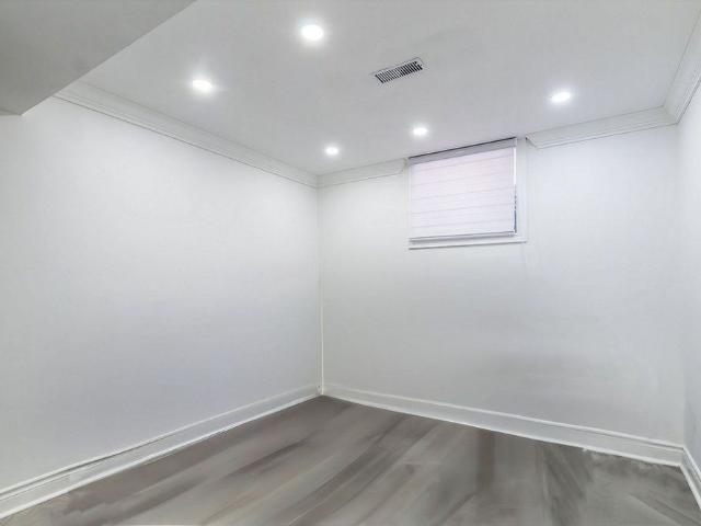 For Lease 252 Thorner Drive Unit# BASEMENT, Hamilton, Ontario
