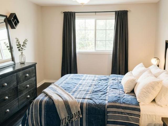 For Lease 2538 Raglan Court, Mississauga, Ontario