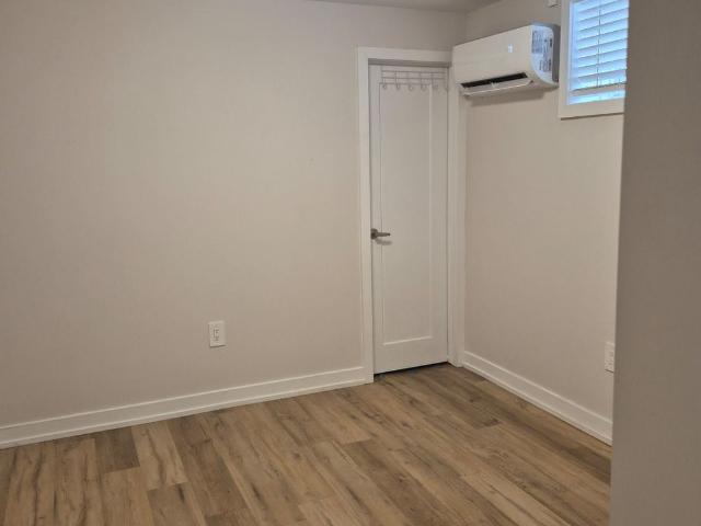 For Lease 253 Dain Basement Avenue, Welland, Ontario
