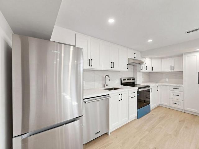 For Lease 25 Carsbrooke Road, Toronto, Ontario