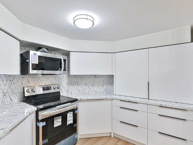 For Lease 25 Briardale Place, Aurora, Ontario