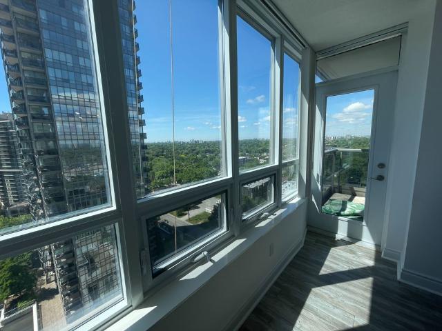 For Lease 25 Greenview Avenue Unit# 1527, Toronto, Ontario