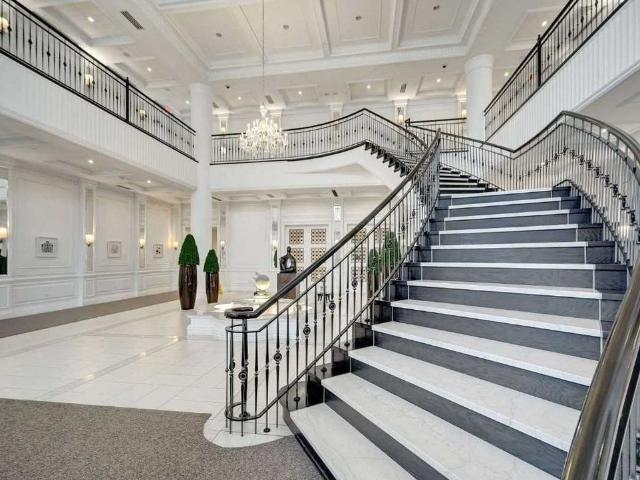 For Lease 25 Greenview Avenue Unit# 1024, Toronto, Ontario