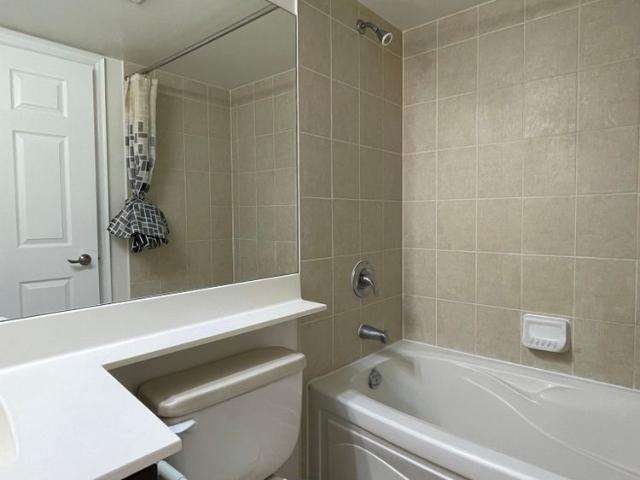 For Lease 25 Greenview Avenue Unit# 2325, Toronto, Ontario
