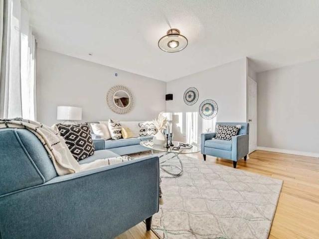For Lease 25 Mondeo Drive, Toronto, Ontario