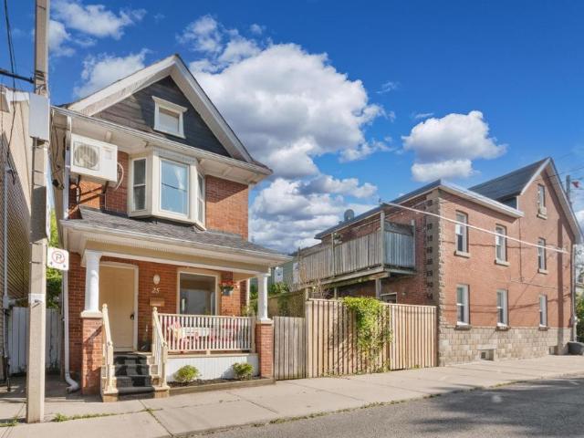 For Lease 25 Norwood Terrace, Toronto, Ontario