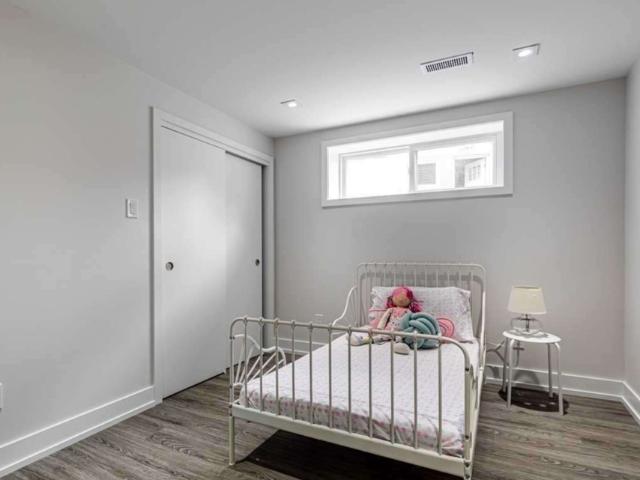 For Lease 25 Newlin Crescent Unit# Lower, Toronto, Ontario