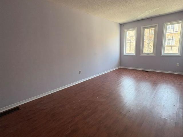 For Lease 25 Shining Star Crescent, Toronto, Ontario