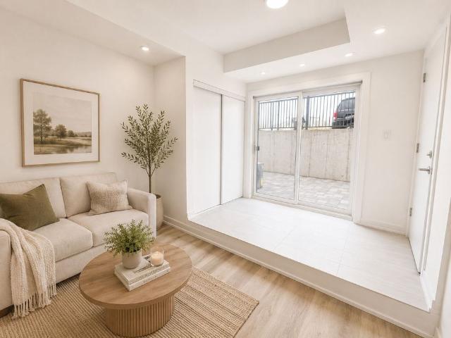 For Lease 25 Palace Street Unit# Q24, Kitchener, Ontario
