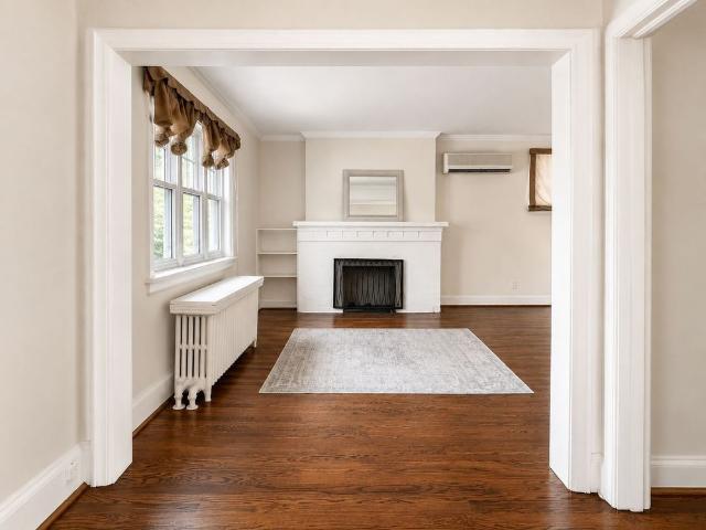 For Lease 25 Ranleigh Avenue Unit# 2nd Floor Unit, Toronto, Ontario