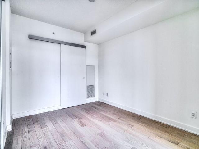 For Lease 25 Richmond Street Unit# 1515, Toronto, Ontario