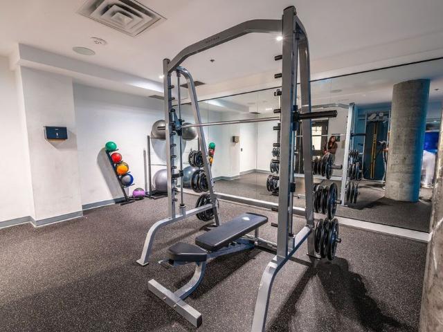 For Lease 25 Wellington Street Unit# 610, Kitchener, Ontario