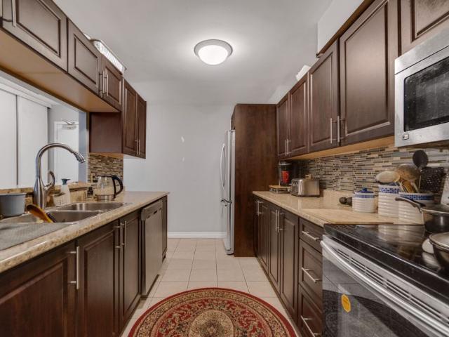 For Lease 25 Trailwood Drive Unit# 2403, Mississauga, Ontario
