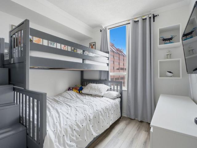For Lease 265 Enfield Place Unit# 1506, Mississauga, Ontario