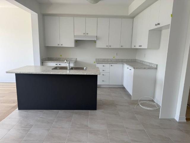 For Lease 265 velvet Way, Thorold, Ontario
