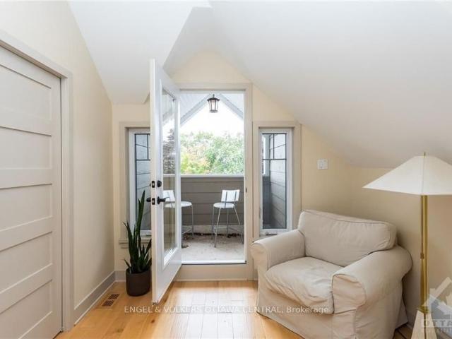 For Lease 267 KIRCHOFFER Avenue, Carlingwood Westboro and Area, Ontario