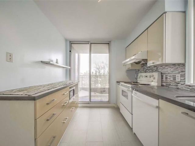 For Lease 260 Doris Avenue Unit# 705, Toronto, Ontario