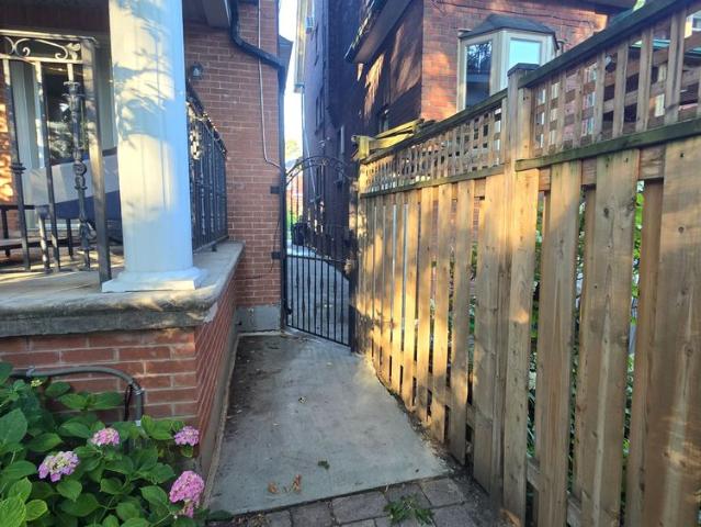 For Lease 260 Rusholme Road Unit# Basement, Toronto, Ontario