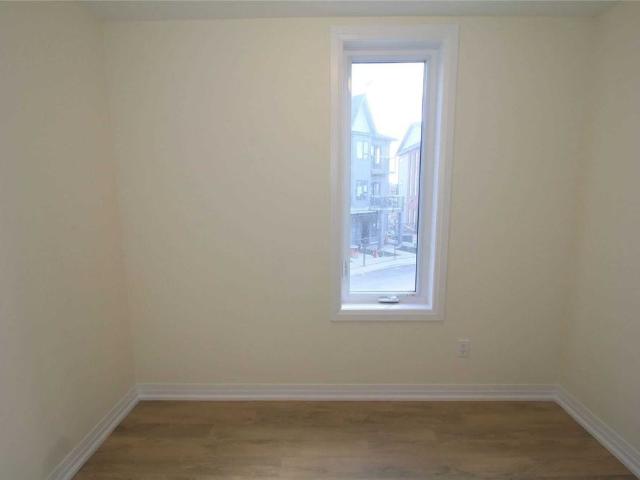 For Lease 2635 William Jackson Drive Unit# 304, Pickering, Ontario