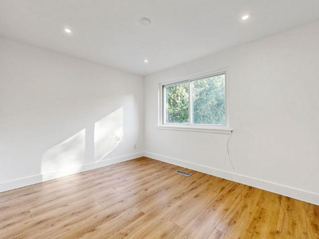 For Lease 26 Fenside Drive, Toronto, Ontario