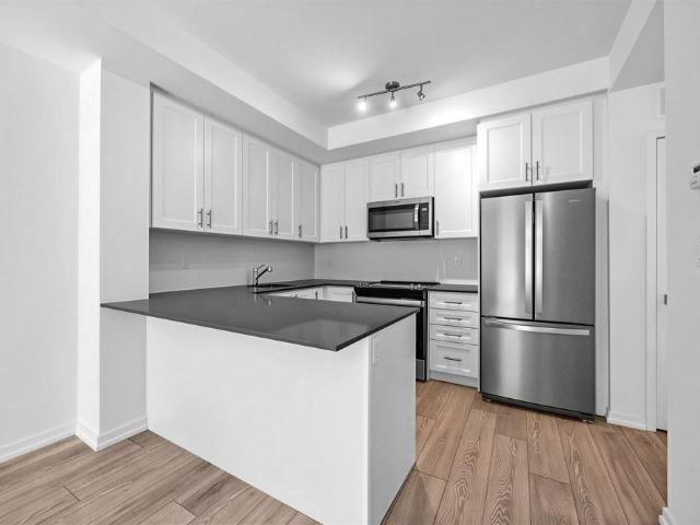 For Lease 26 Lytham Green Circle Unit# 9, Newmarket, Ontario